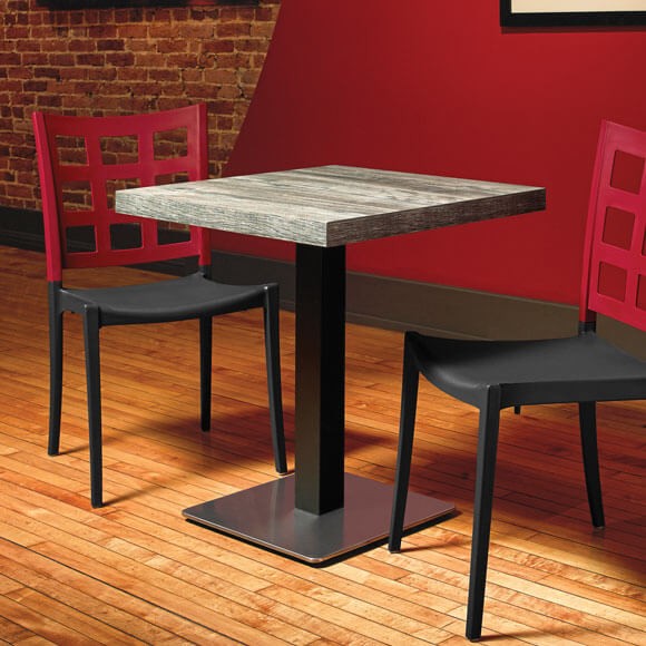 Tables that are space-saving and versatile - Maximizing Space: Space-Saving Furniture Solutions for Small Restaurants